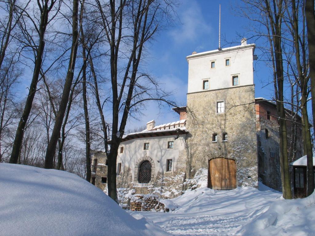 Zamek Korzkiew Villa Exterior photo