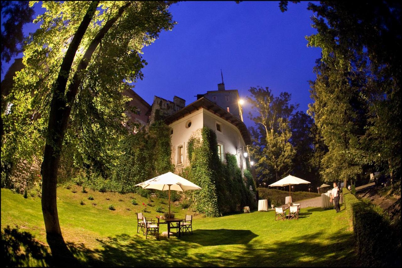 Zamek Korzkiew Villa Exterior photo